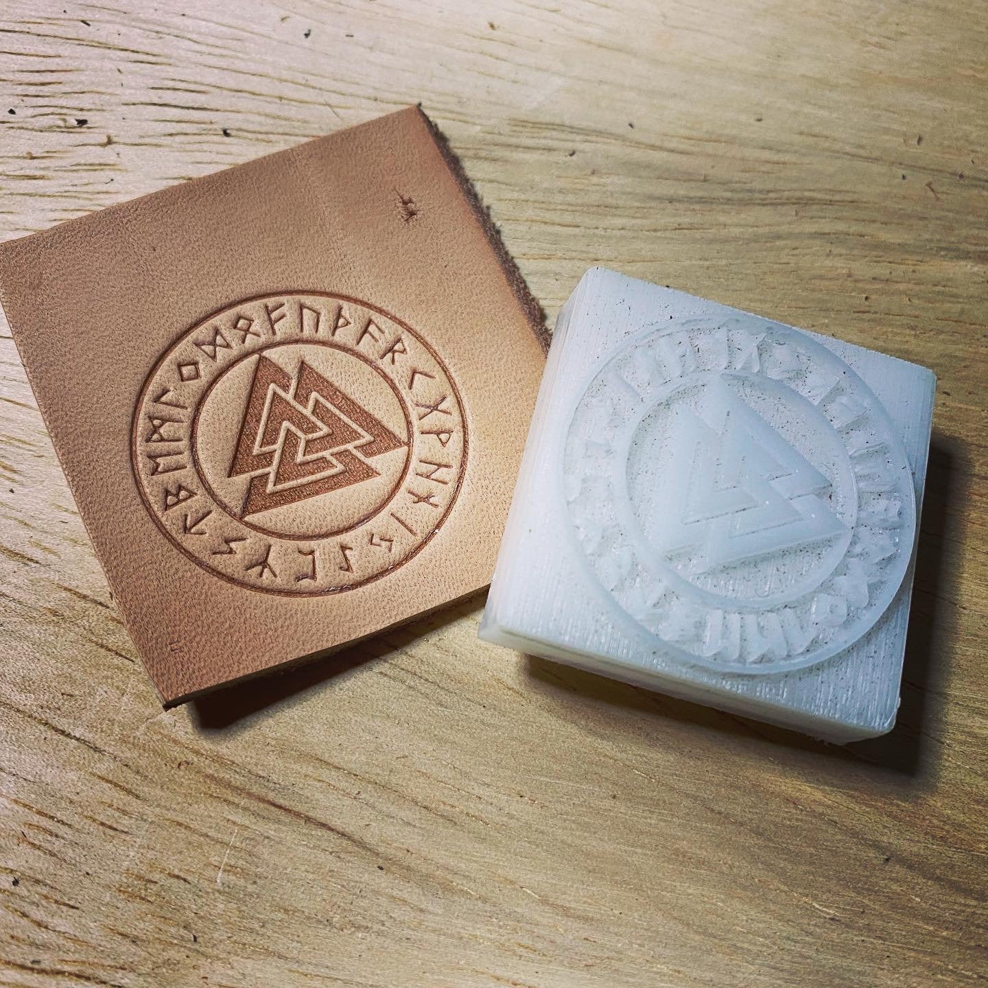 Valknut Rune Border Leather Stamp