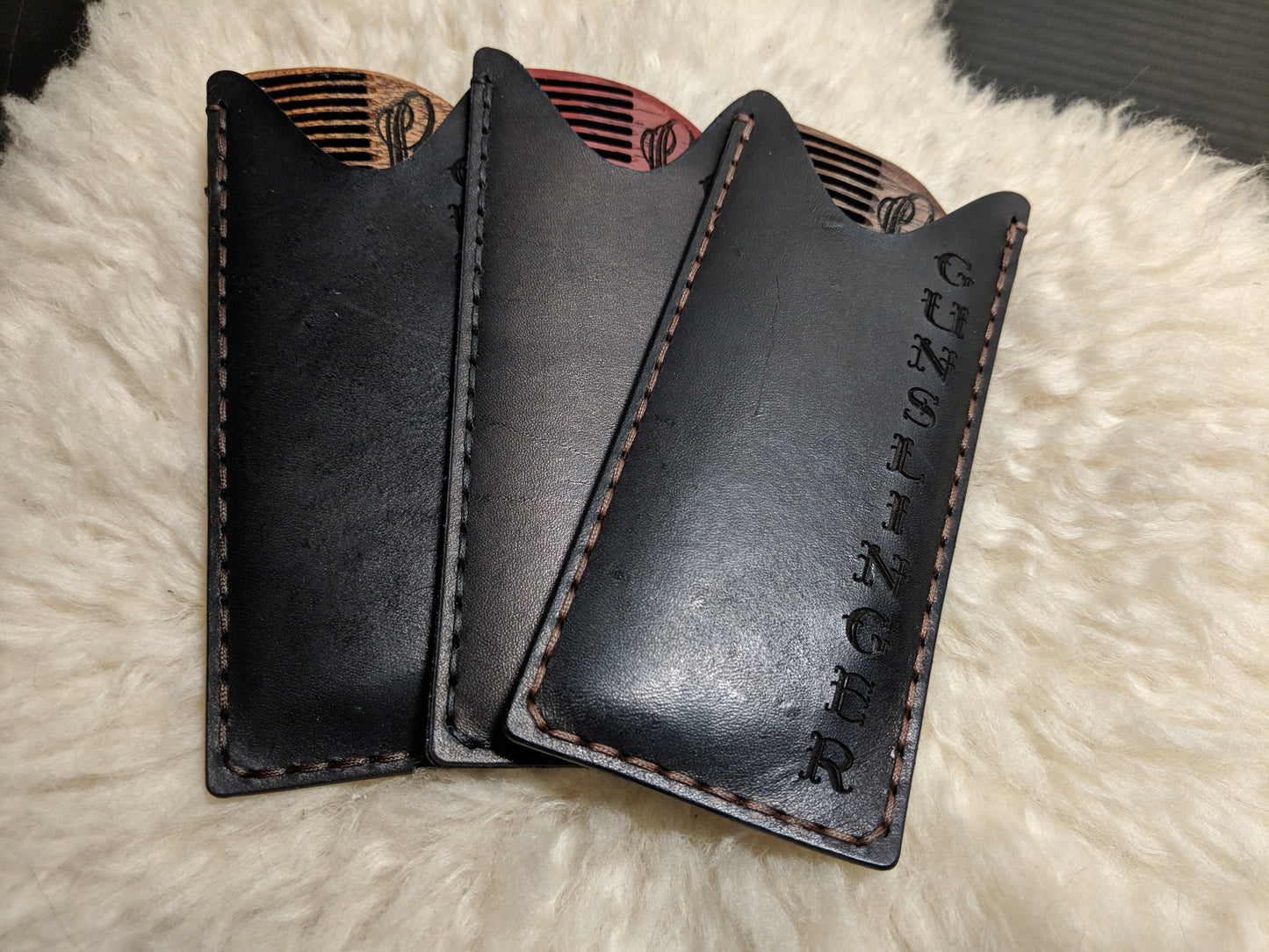 The Gunslinger Beard Comb